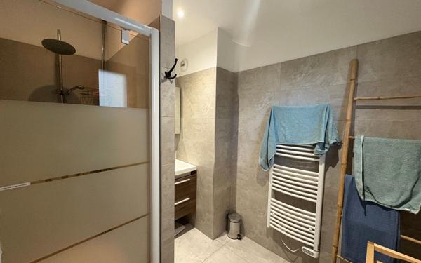 Appartement à vendre    3 pièces • 64 m2 Porto-Vecchio