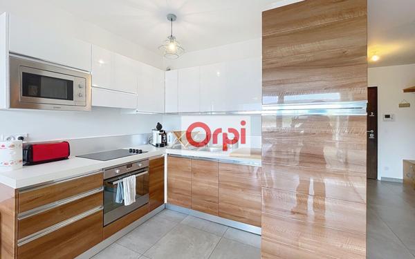 Appartement à vendre    3 pièces • 64 m2 Porto-Vecchio