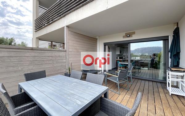 Appartement à vendre    3 pièces • 64 m2 Porto-Vecchio