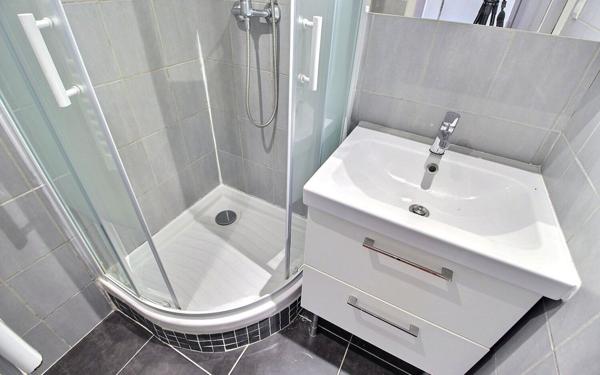 Appartement à vendre    2 pièces • 35,85 m2 Marseille 6