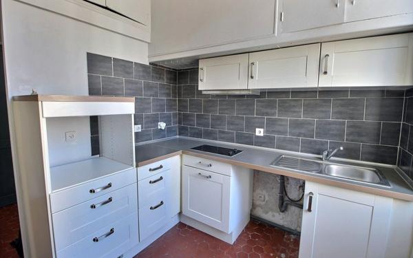 Appartement à vendre    2 pièces • 35,85 m2 Marseille 6