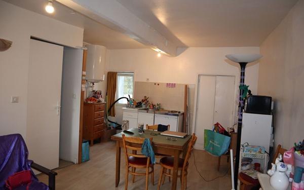 Appartement à vendre    1 pièce •  Cholet