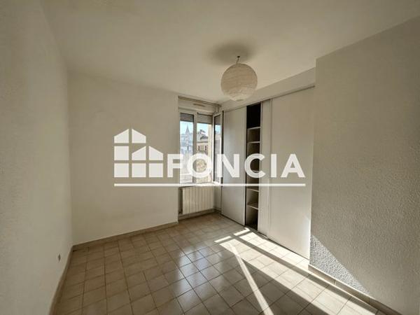 Location Appartement 4 pièces 95.83 m² - 7-9 RUE GASTON BOISSIER Nimes 30900