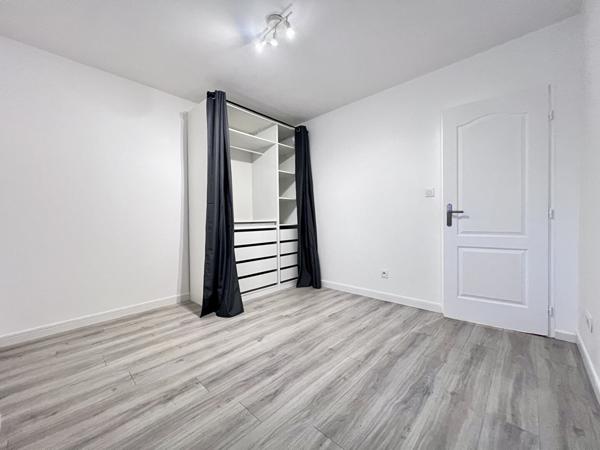 LOCATION : Au centre-ville d'HAGONDANGE proche GARE F2 rénové + cave