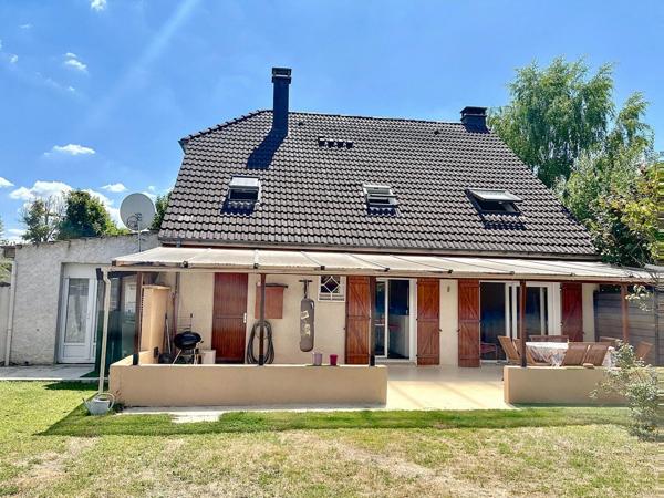 Maison NANDY 7 pièces 140 m2