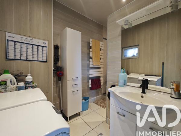 Maison à vendre 5 pièces 164 m² Le Péage-de-Roussillon