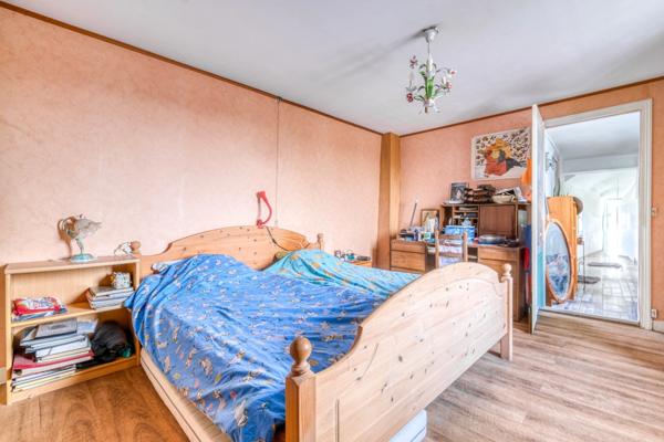 Christophe Michaudelle – EXCLUSIVITE - CAPIFRANCE vous propose proche de Meaux et Saint Soupplets : 260 m² - ZONE UA - 10 pièces - 5 chambres - pièces d'eau - beau jardin plat et clos avec nombreux