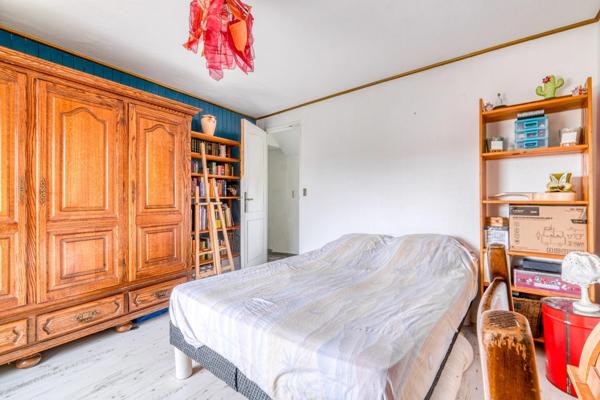 Christophe Michaudelle – EXCLUSIVITE - CAPIFRANCE vous propose proche de Meaux et Saint Soupplets : 260 m² - ZONE UA - 10 pièces - 5 chambres - pièces d'eau - beau jardin plat et clos avec nombreux