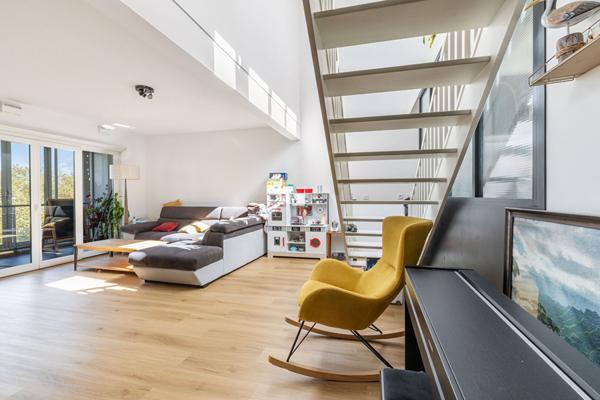 BEGLES TERRES NEUVES APPARTEMENT 5 PIECES