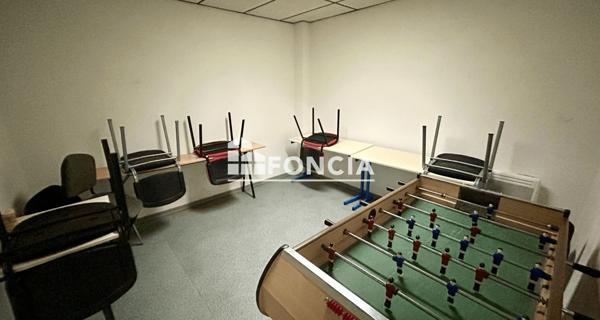 À vendre Local commercial 59.87 m² - Aix-en-provence 13090