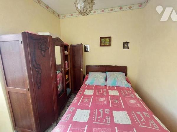 A VENDRE -MAISON - LOUVIGNE 