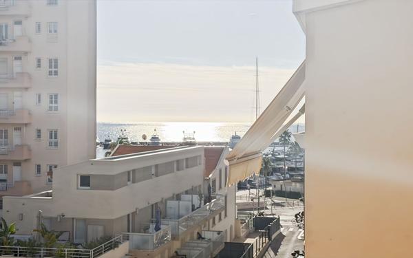 Appartement à vendre    3 pièces • 70 m2 Golfe Juan - Vallauris