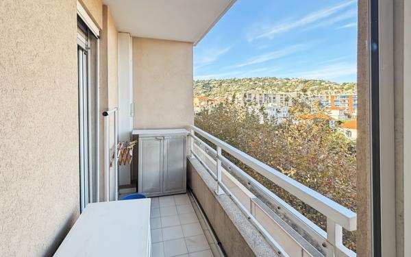 Appartement à vendre    3 pièces • 70 m2 Golfe Juan - Vallauris