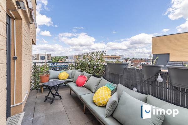 T3 dans un immeuble de 2018 avec terrasse dernier étage proche transports et commerces