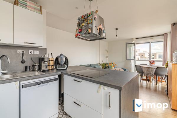 T3 dans un immeuble de 2018 avec terrasse dernier étage proche transports et commerces