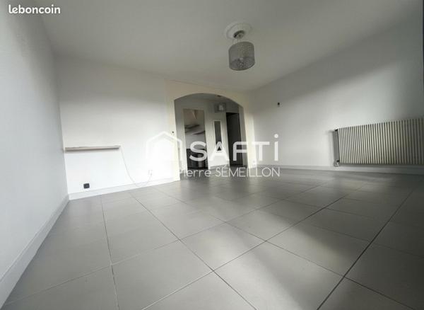 Appartement T3 62 m², climatisation, coeur de ville