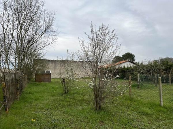 Terrain à vendre |  Casteljaloux |  689 m²