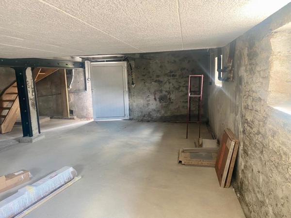 Maison 4 chambres, entièrement rénovée et jardin de 464 m².