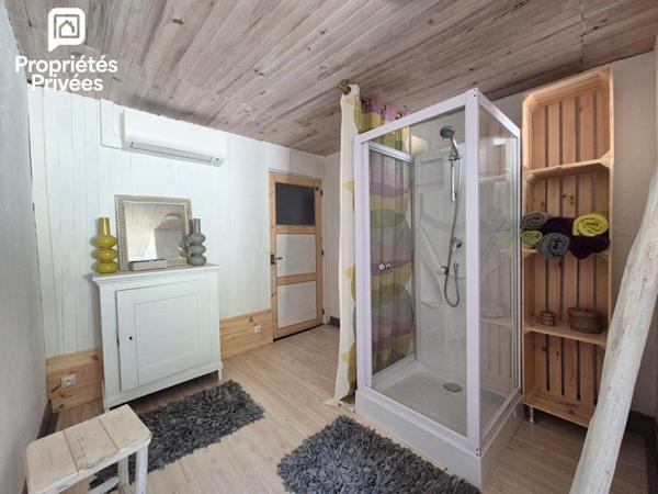 Maison en pierre rénovée - 144 m² - 3 ch - Double garage - Calme