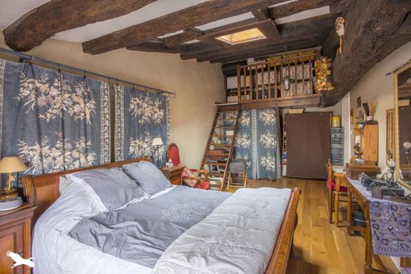 Maison à vendre 218 300 € Marans 6 p 255 m² DPE E