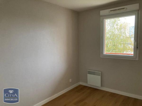 Appartement à louer 3 pièces 55.25m² Alençon (61000)