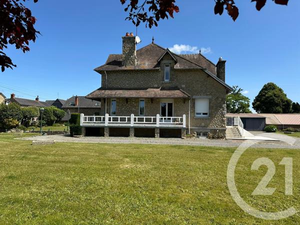 Maison à vendre  9 pièces - 219 m2 FOUGERES - 35