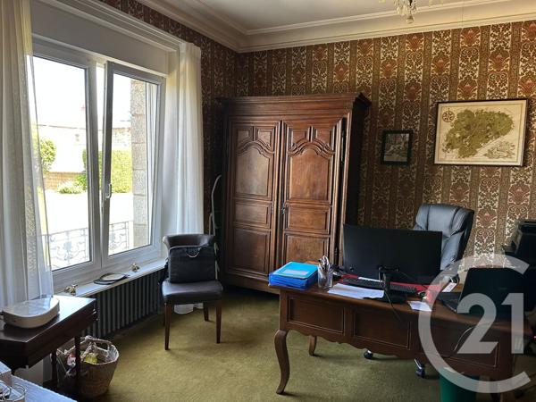 Maison à vendre  9 pièces - 219 m2 FOUGERES - 35