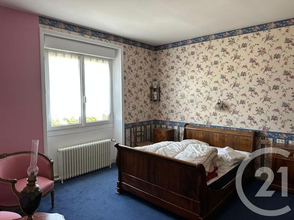 Maison à vendre  9 pièces - 219 m2 FOUGERES - 35