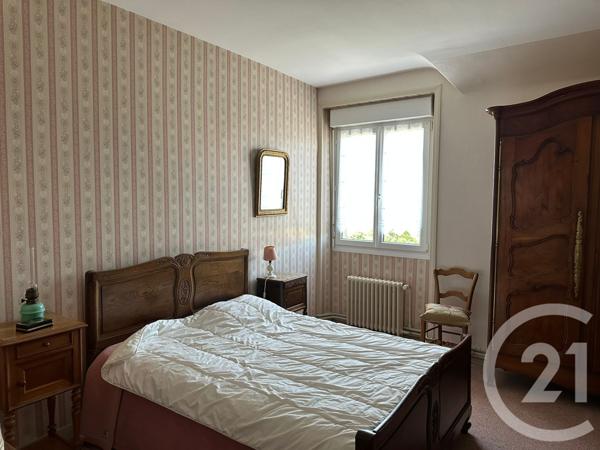 Maison à vendre  9 pièces - 219 m2 FOUGERES - 35