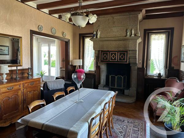 Maison à vendre  9 pièces - 219 m2 FOUGERES - 35