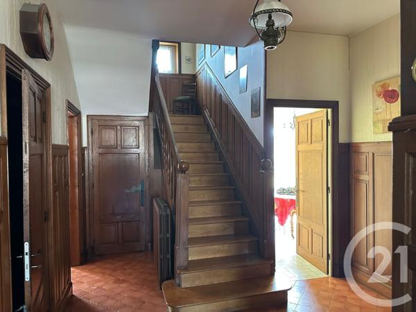 Maison à vendre  9 pièces - 219 m2 FOUGERES - 35