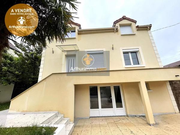 Vente Maison 8 pièces 137 m2 à Domont