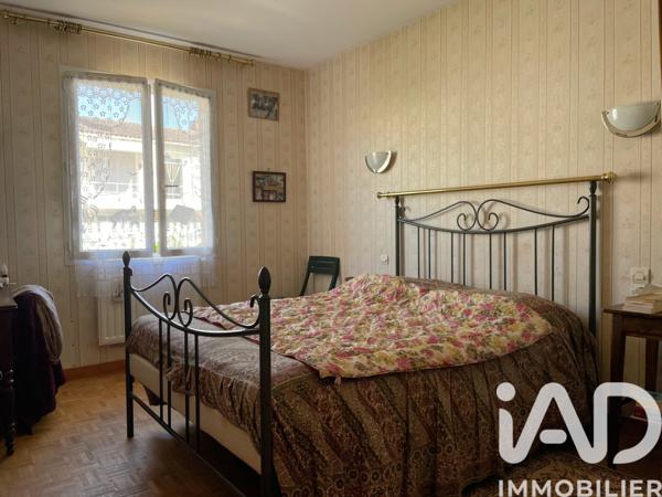 Maison à vendre 5 pièces 80 m² La Rochefoucauld-en-Angoumois
