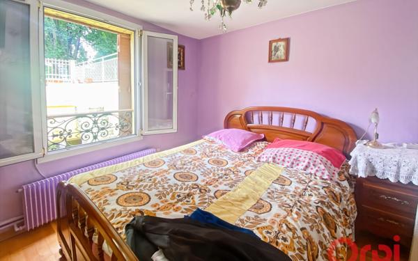 Maison à vendre    5 pièces •  Saint-Denis