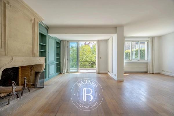 Garches, Maison 5 Chambres -  269 m² à vendre