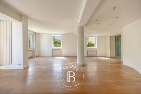 Garches, Maison 5 Chambres -  269 m² à vendre