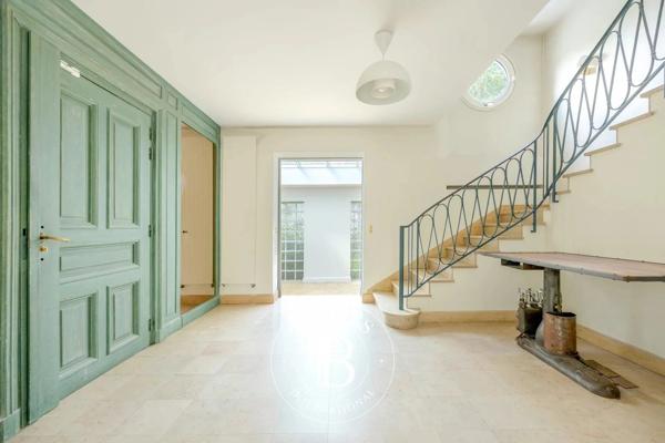 Garches, Maison 5 Chambres -  269 m² à vendre