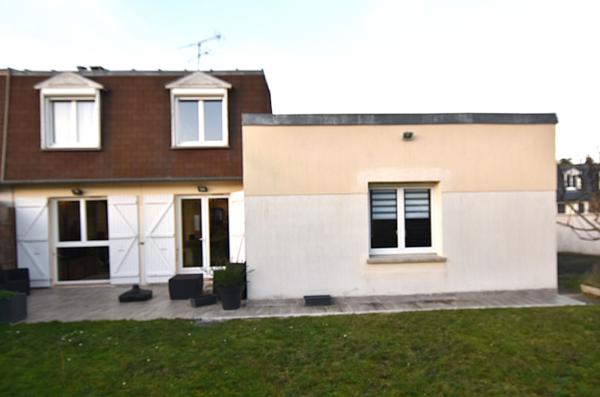 Maison à vendre à Combs la Ville - Référence 8954