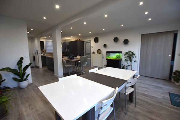 Maison à vendre à Combs la Ville - Référence 8954