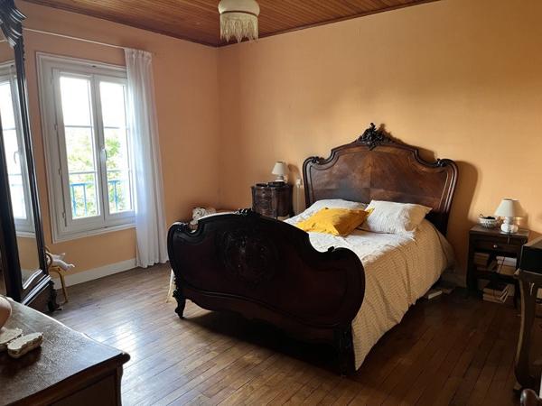 Maison à vendre |                                       Mussidan |                                        5 pièces  |  140 m²