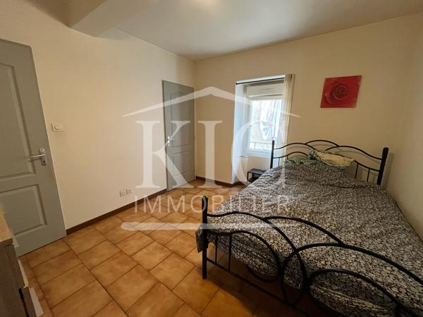 CARCASSONNE - Idéal investisseurs ! Immeuble 3 appartements 1 T3 Duplex + 2 T2 + 1 maison T4 indépendante Détails des diagnostics énergétiques