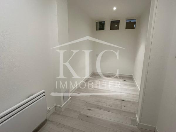 CARCASSONNE - Idéal investisseurs ! Immeuble 3 appartements 1 T3 Duplex + 2 T2 + 1 maison T4 indépendante Détails des diagnostics énergétiques