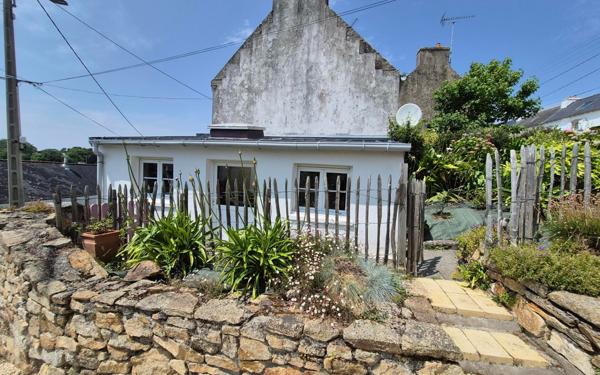 Maison à louer    3 pièces •  Audierne