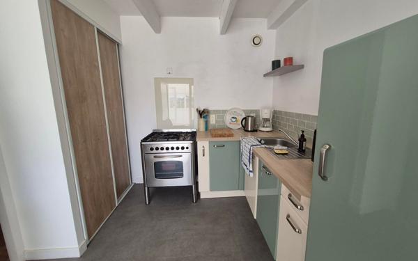 Maison à louer    3 pièces •  Audierne