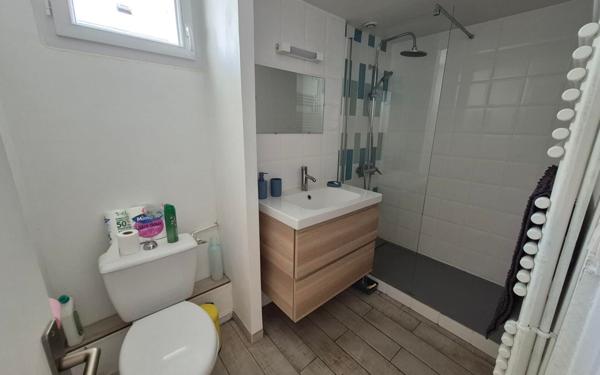 Maison à louer    3 pièces •  Audierne