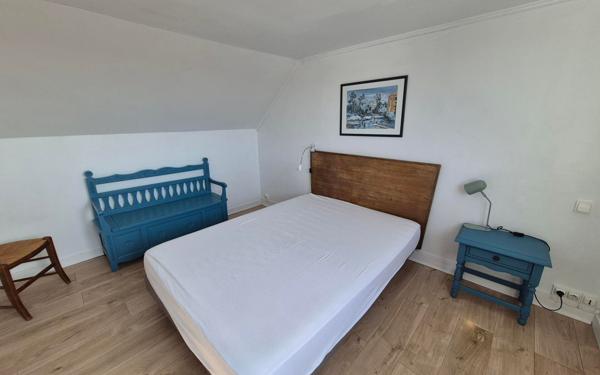 Maison à louer    3 pièces •  Audierne