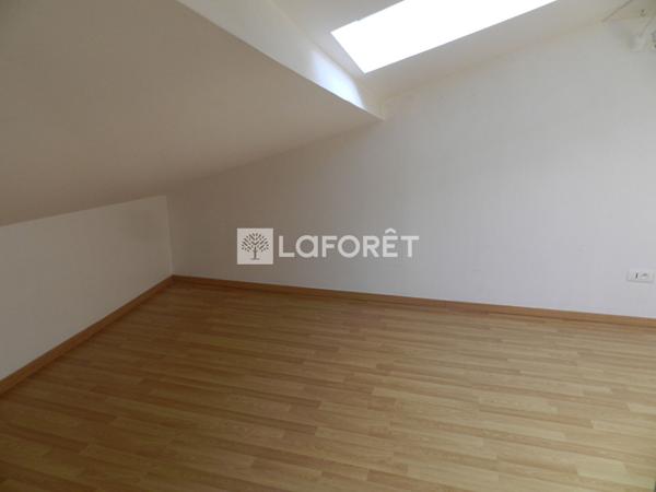 Location appartement près de SAINTE FOY LES LYON - 3 pièce(s) - 42 m² - 738 €/mois