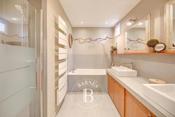 Saint-Nom-la-Bretèche, Maison 4 Chambres -  246 m² à vendre