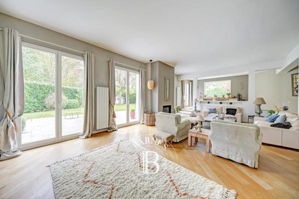 Saint-Nom-la-Bretèche, Maison 4 Chambres -  246 m² à vendre