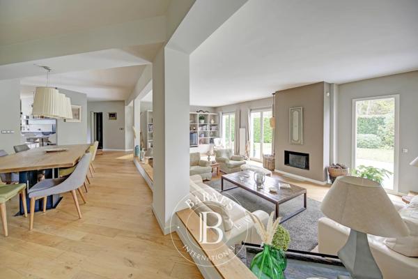 Saint-Nom-la-Bretèche, Maison 4 Chambres -  246 m² à vendre